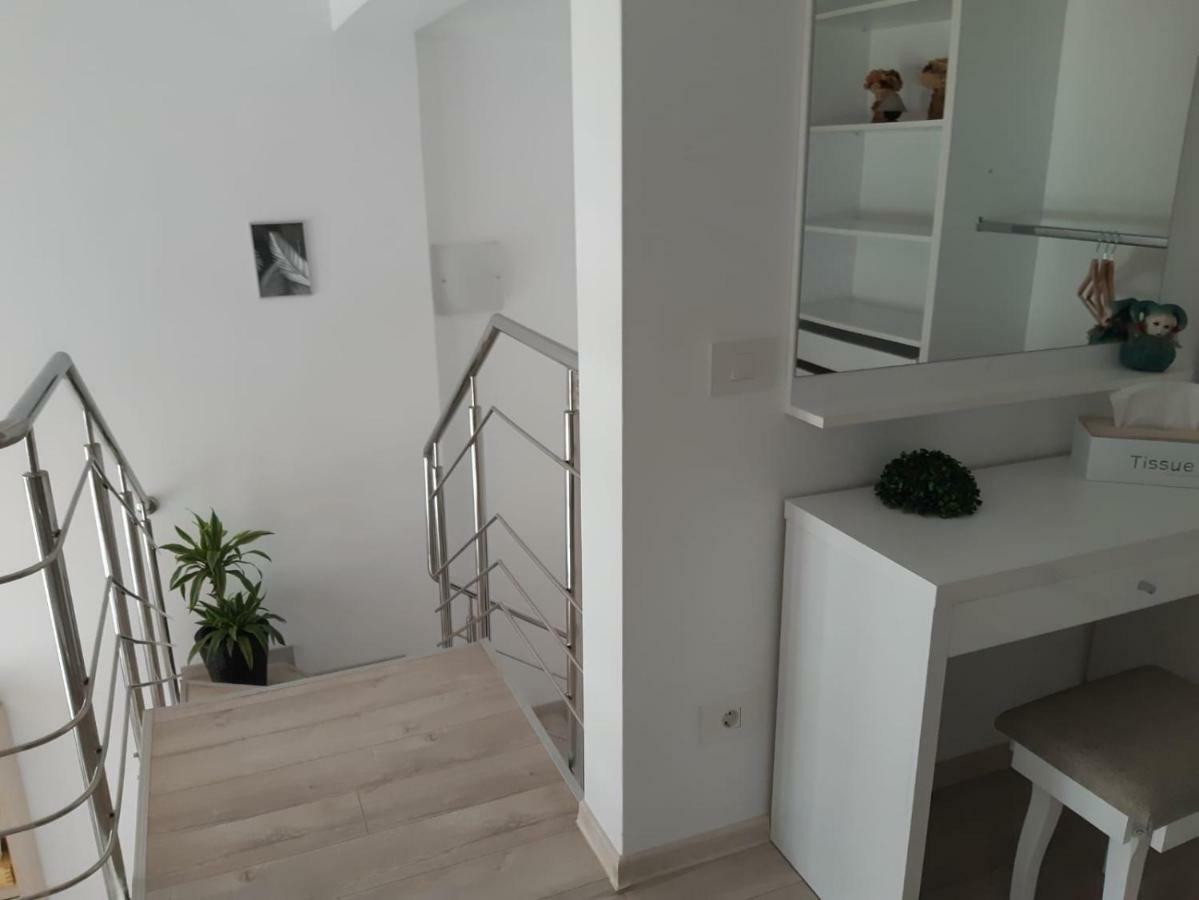 Apartament Ana Premium Oradea Exterior foto